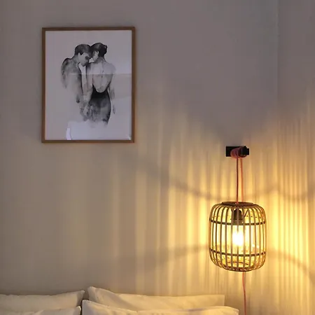 Centrico Estudio Renovado Con Encanto * Granada
